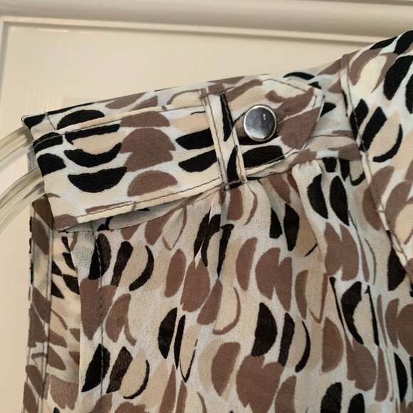 2/$20 Liz Claiborne Tan/Brown print Sleeveless Blouse - Size Small - Picture 3 of 7